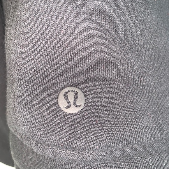Lululemon jacket - Picture 3 of 4